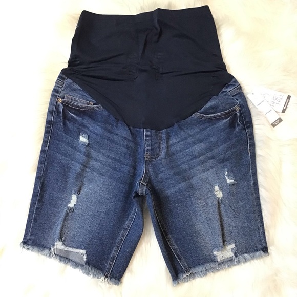 Maternity Time and Tru Distressed Bermuda Shorts with Full Panel - Picture 6 of 10